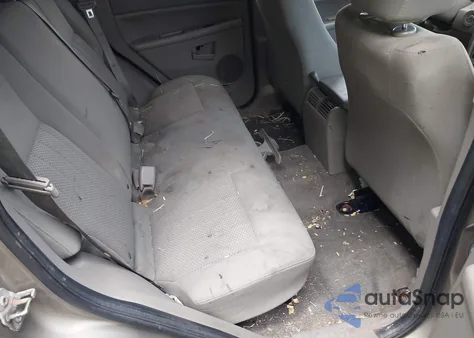 2005 Jeep Grand Cherokee Laredo z USA, uszkodzony, nr VIN 1J4GR48K45C519974